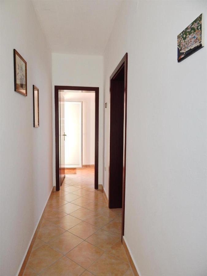 Apartments With A Parking Space Pag - 11358 Pag Town Exterior photo