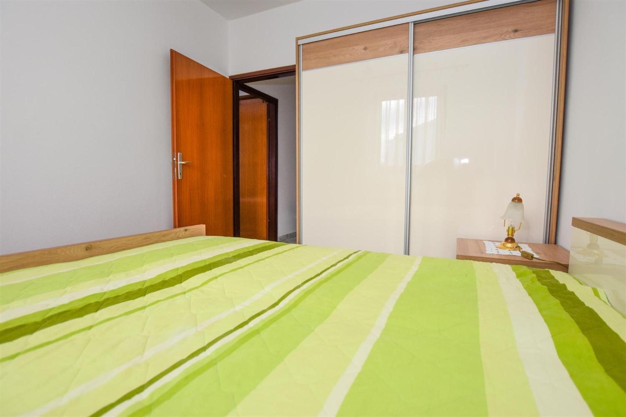 Apartments With A Parking Space Pag - 11358 Pag Town Room photo